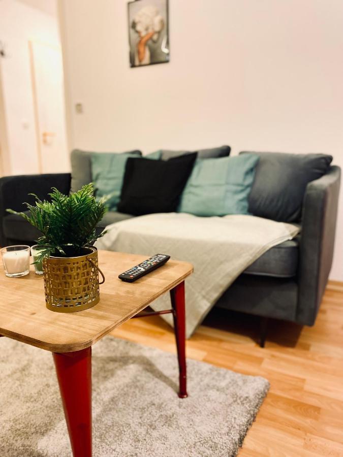 Saniertes Studio - Elisa - Mit Balkon, Wlan, Smart-Tv & Kueche In City-Naehe 埃尔福特 外观 照片