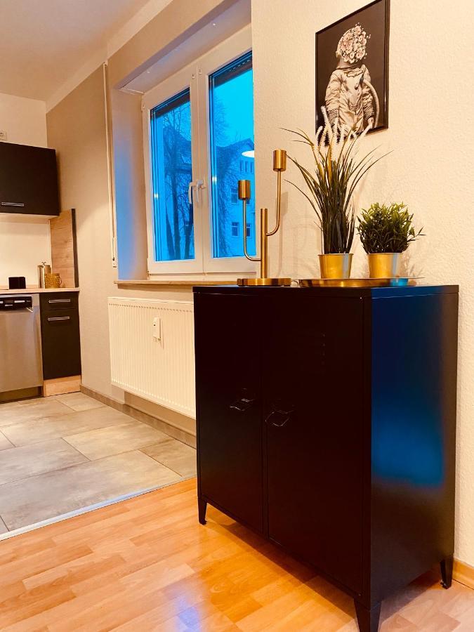 Saniertes Studio - Elisa - Mit Balkon, Wlan, Smart-Tv & Kueche In City-Naehe 埃尔福特 外观 照片